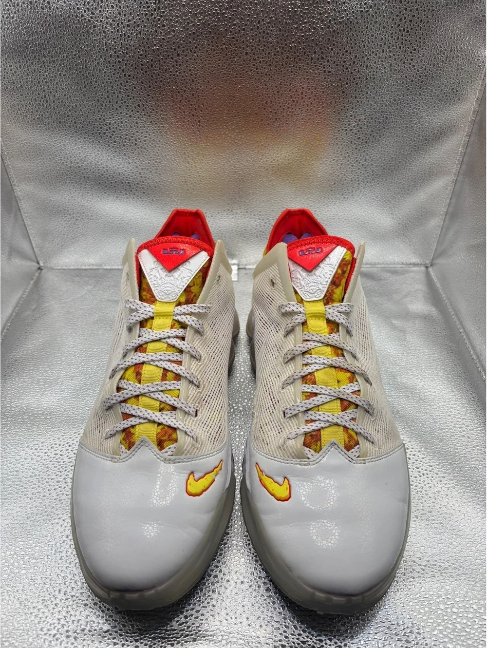 Nike LeBron 19 low magic fruity pebbles